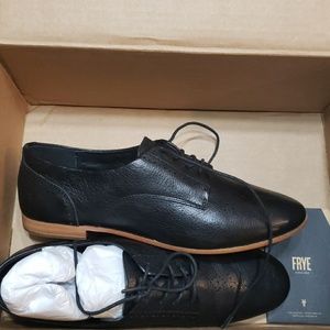 Womens Frye oxfords size 8
